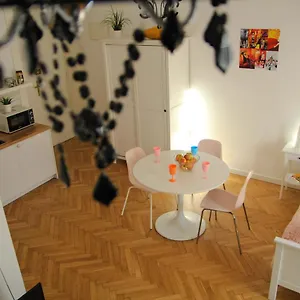  Apartament Corner 2 Cracow I Old Town I Big & Balcony